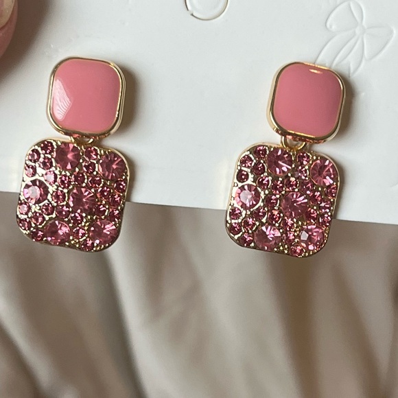 💥2 for $18💥 Gorgeous Sparkling Drop Earrings in Pink or Dark Blue! - Picture 9 of 9